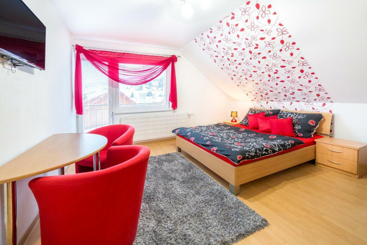 Apartmanovy Dom Adriana Zuberec Dış mekan fotoğraf